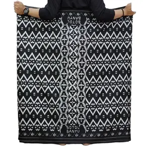 Sarung Goyor Batik Pria Santri Terbaru Terlaris Kekinian Sarung Hitam Sarung Putih Sarung Gus iqdam Muslim Motif Pekalongan