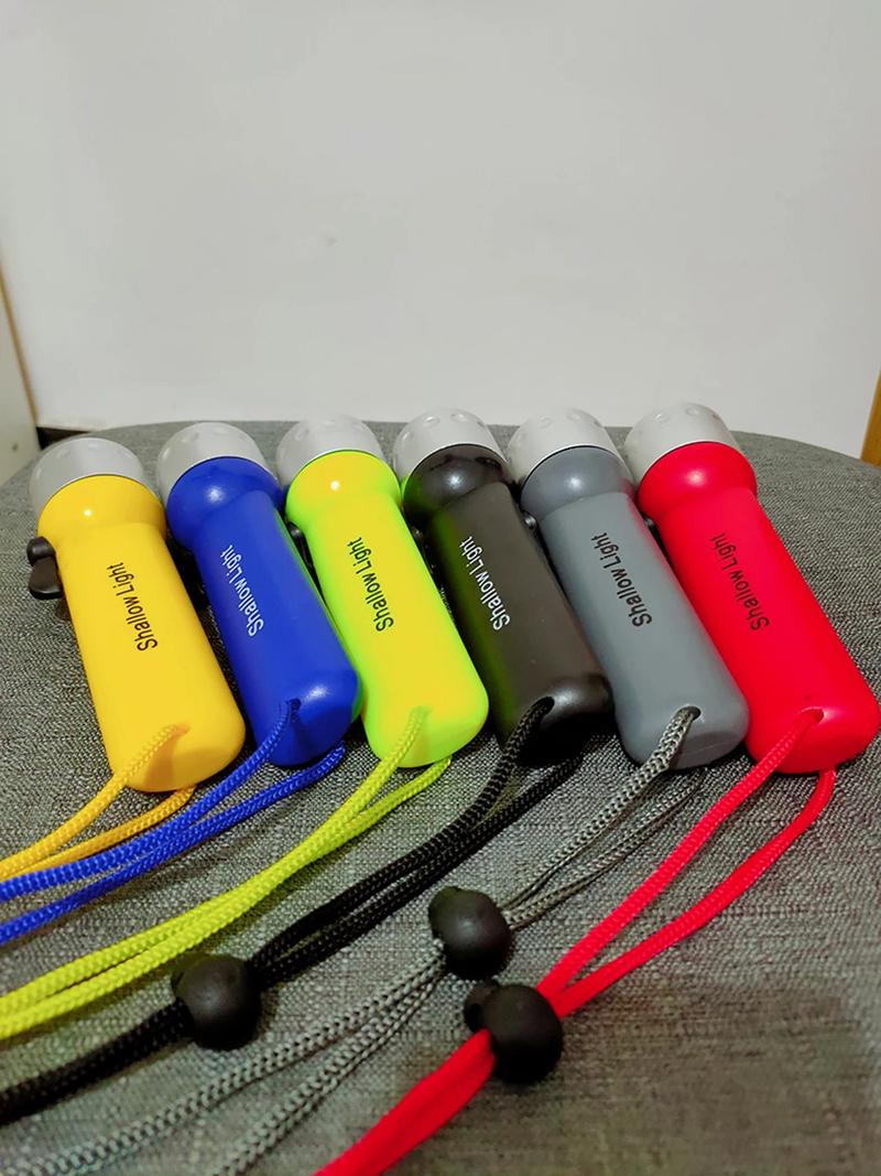 Product Introduction of Professional e5 waterproof diving flashlight led scuba diving equipment led scuba diving Flashlight LED torch flashlight linterna 20