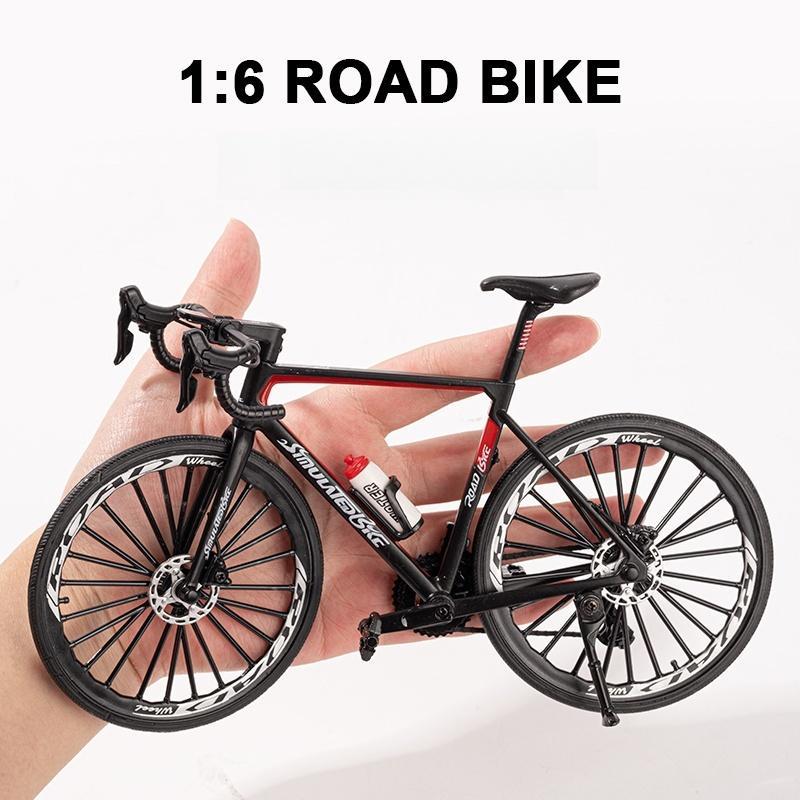 1:6 Scale Road Bike Model, 1 Count Ultra-realistic Metal Road Bike Model, Desktop Simulation Ornament with Wind-powered Push Operation for Home Office Decor 2