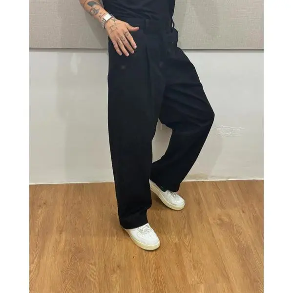 QUẦN JEAN ỐNG RỘNG ĐEN MÃ 220