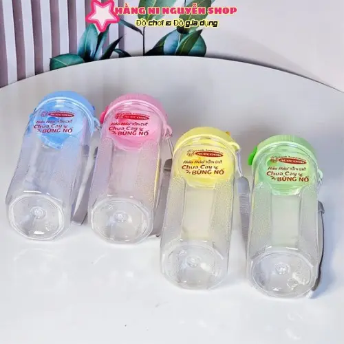 Bình nước nhựa Duy Tân 500ml có nắp bật và dây xách (MÀU NGẪU NHIÊN) 1