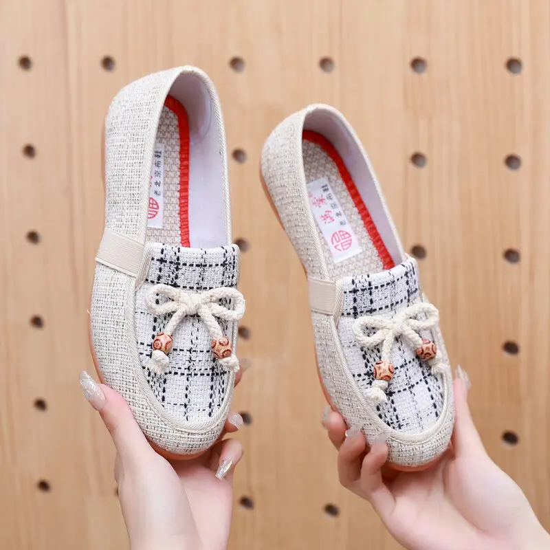Soft Bottom Slip-On Women's Shoes Beijing Style Flat Casual Mom Shoes Small Fragrance Style Light Upfront Easy to Wear