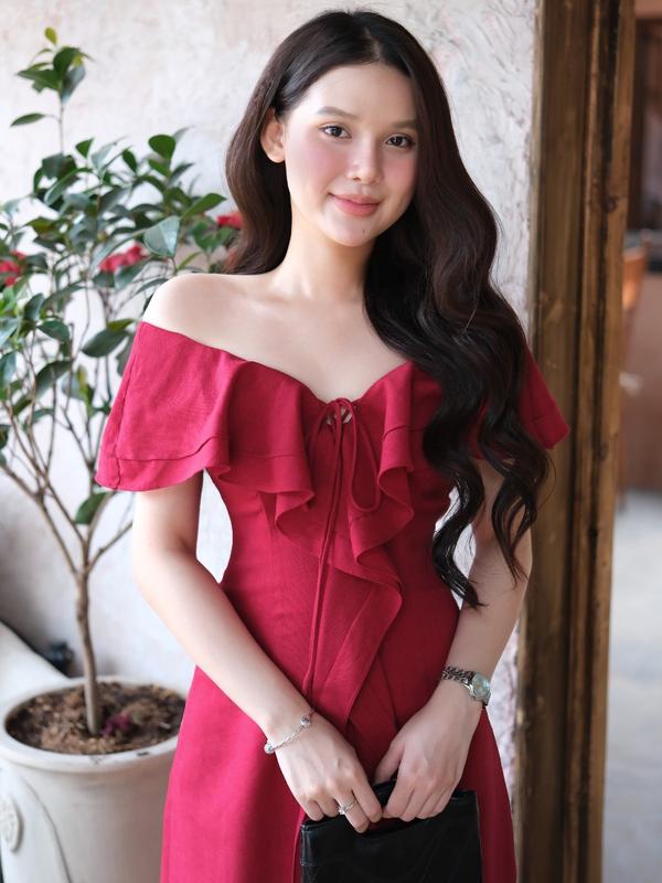 CO EM | Đầm Linen Cổ V Bèo Dây Cột Thích Hợp Đi Chơi Dạo Phố - QUYNH DRESS ĐỎ