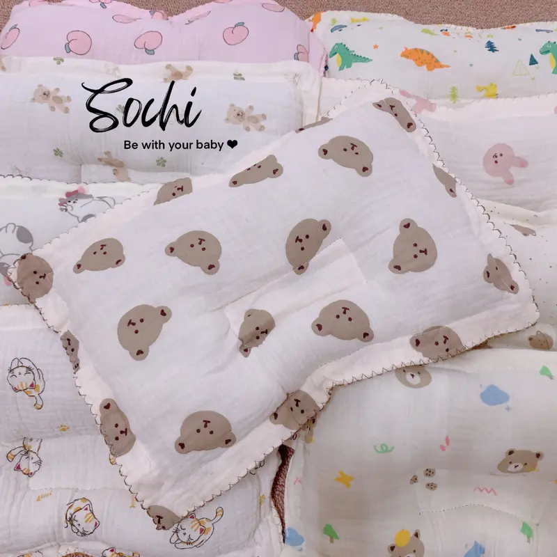 Gối chống bẹp đầu vải xô muslin cho bé 8