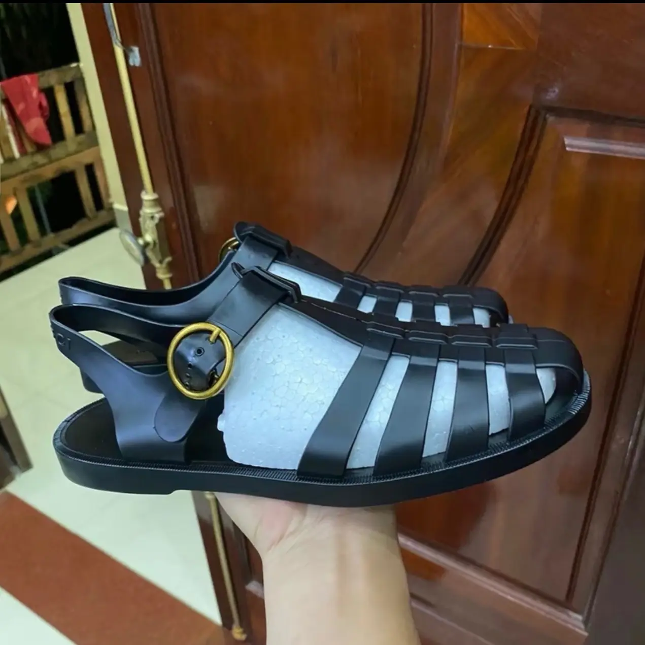 Dép Rọ cách mạng [ không gắn Mac] Đai khuy vàng và khuy đen có siez 36-44 Đế Bằng Sandal Nam DéP depduc namnu xang dan