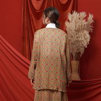 Gambar NONA Twyla Cocoon Pleated Jacket Cameo Green dari Nonaetal Kota Depok 2 Tokopedia
