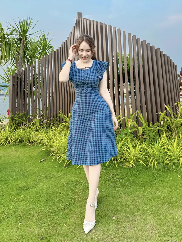 Bnstyle Váy Đôi Mẹ Và Bé Hoạ Tiết Caro Xanh Tay Cánh Tiên Mb 202407 Top 3