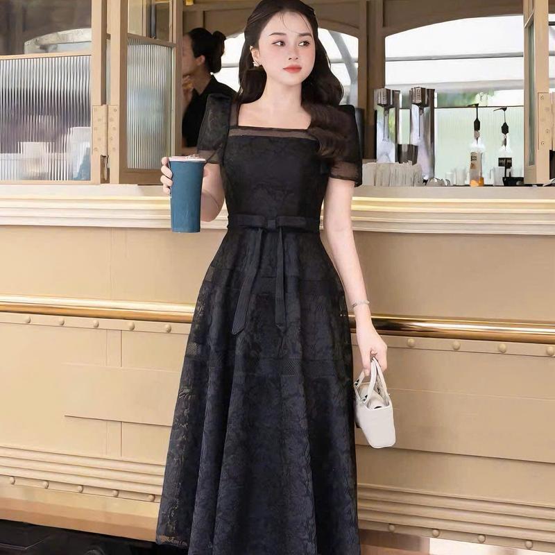 Đầm Nữ Thiết Kế EMME V1931 Ren Cổ Vuông Tay Ngắn Mix Đính Nơ Dáng Dài Cách Điệu 5