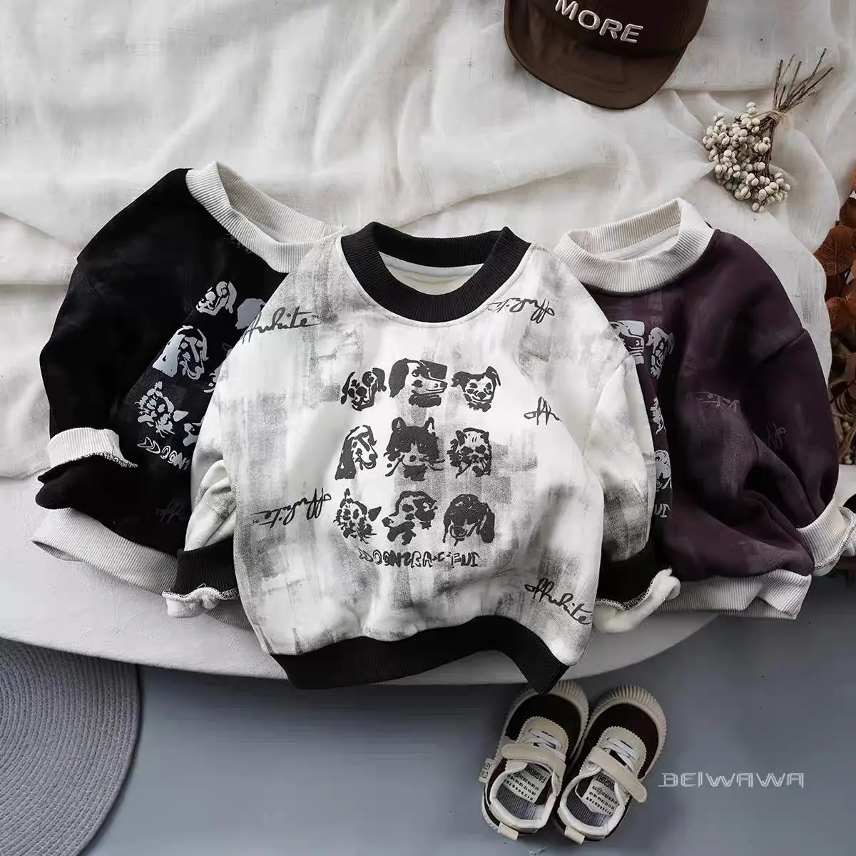 Áo nỉ trắng loang ( e sẵn trắng)