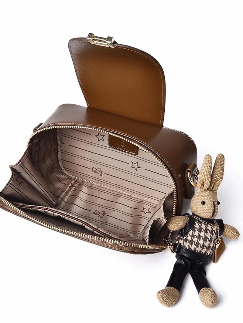 Product Introduction of Summer Casual Rabbit Decor Buckle Crossbody Bag, Fashion Rabbit Pattern PU Leather Crossbody Bag, with Rabbit Charm, Adjustable Strap Design Crossbody Bag 17