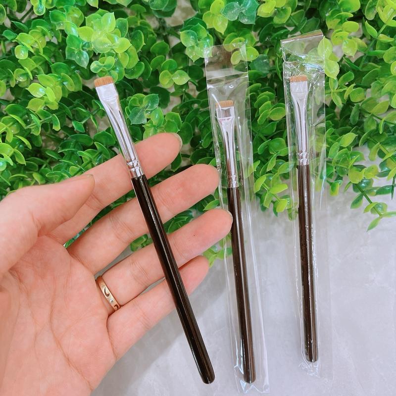 Cọ Tém Mày I--T Br--us---hes for Ul--t--a    Số 27 đầu mảnh sử dụng để tán mày hoặc vẽ bọng mắt