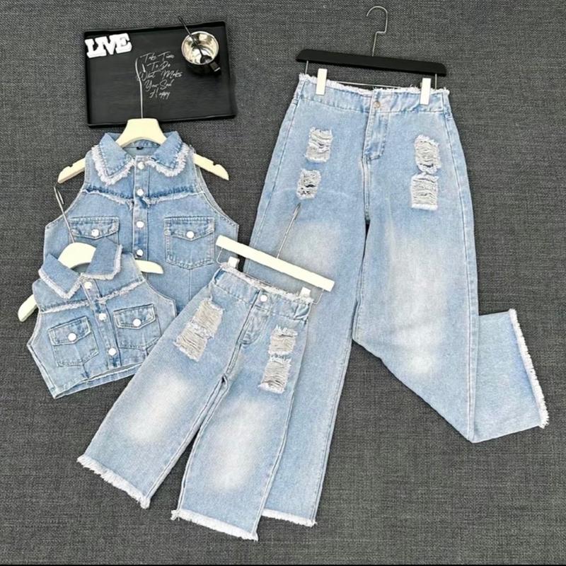 Set Jean Cho Bé Và Mẹ-Áo Gile Croptop Quần Ống Suông Cạp Cao Màu Xanh Nhạt [Bé 12-29kg] [Mẹ 35-80kg] Hugo Kids' - Áo Gile Croptop Quần Ống Suông Cạp Cao Màu Xanh Nhạt - Nữ Ong Women Voi