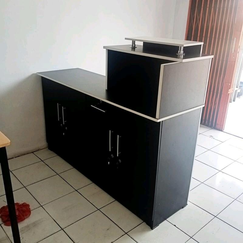 MEJA KASIR /meja laundry / MEJA RESEPSIONIS / MEJA KERJA / MEJA KANTOR / MEJA KASIR TOKO / MEJA RESEPSIONIS MINIMALIS 1