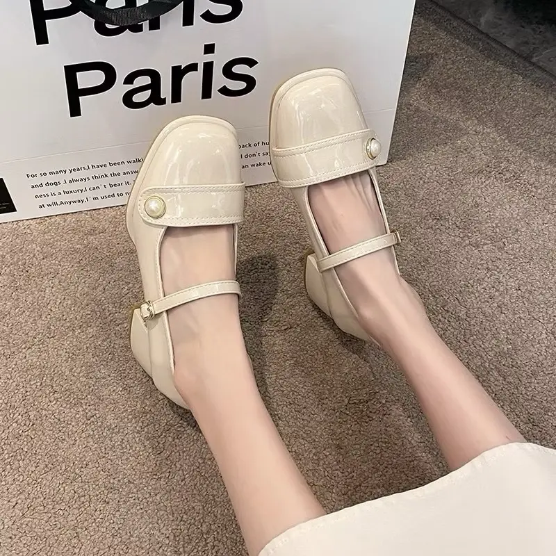 ￼[ SIZE 40-41-42] Giày cao gót da bóng vintage 5cm BIGSIZE 1