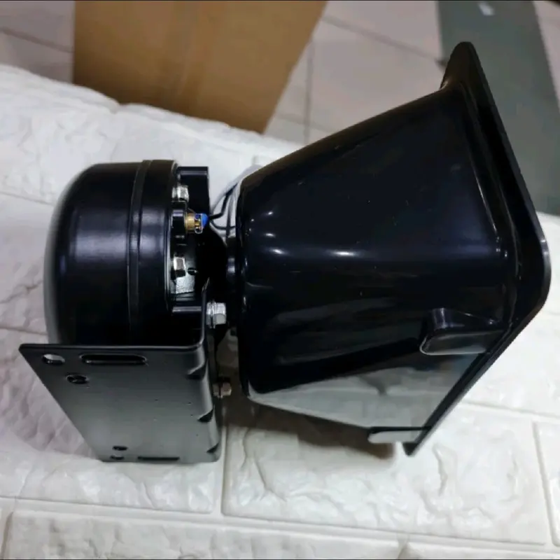 Toaa sirene sirine Speaker 1