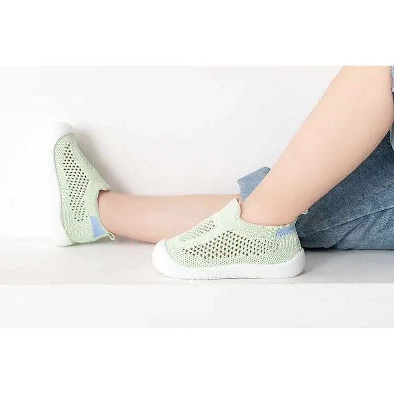 Product Introduction of Spring Summer Toddler Breathable Knitted Kids Sneakers Boys Slip-on Tennis Girls Soft Non-slip School Casual Shoes 21