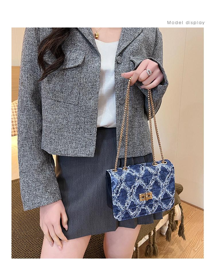 Product Introduction of 2024 New Fashion Women's Bag Trendy Denim Small Square Bag Single Shoulder Crossbody Chain Lock Buckle Ladies Bag 13