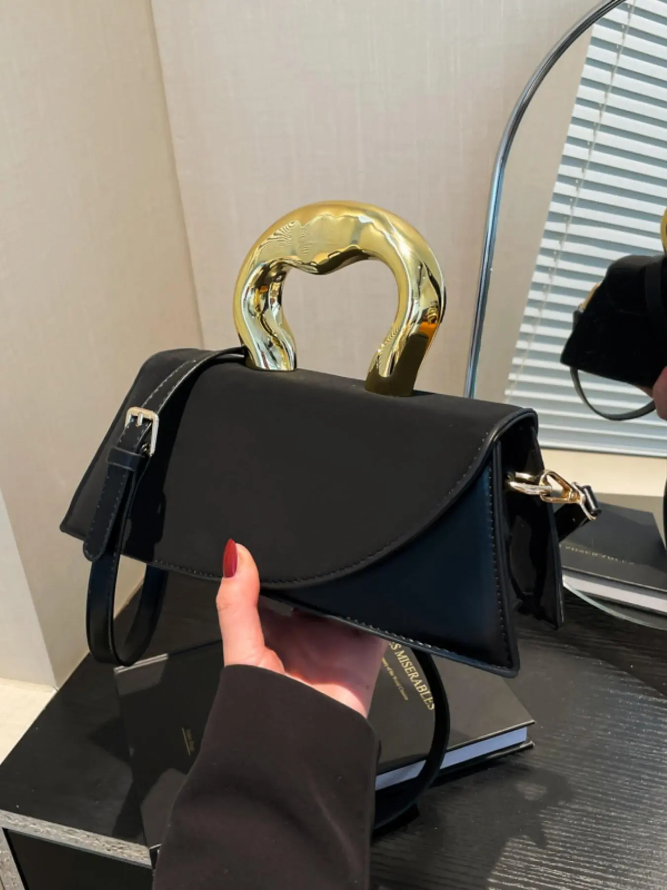 Fashionable Colorblock Handbag, New Fashion PU Leather Shoulder Bag for Women, Casual Trendy Versatile High-quality Daily Commuting Bag, Girl Fashionable Shopping Bag, Compact