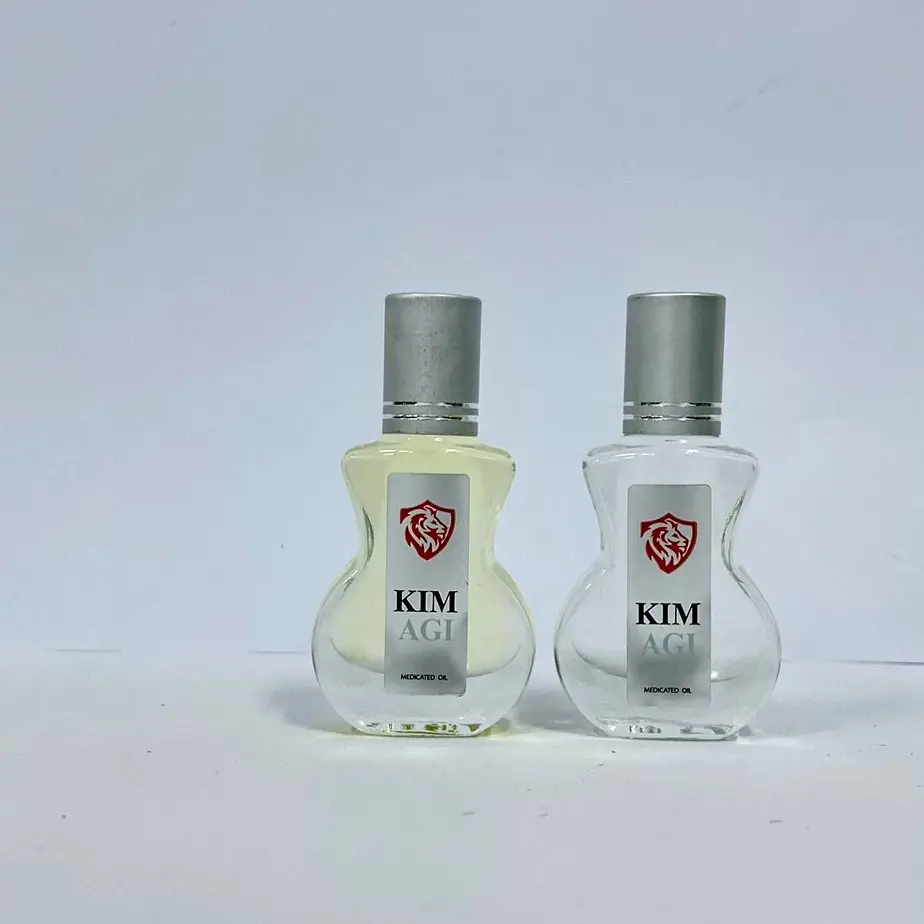 combo 2 ( Vàng - Trắng) Dầu kim nắp lăn chai hình dáng cây đàn Ghi-ta đẹp như chai nước hoa, nhỏ gọn bỏ túi dể dàng, Kim vàng hương nước hoa ngọt, kim trắng hương nước hoa mát nhẹ tao nhã
