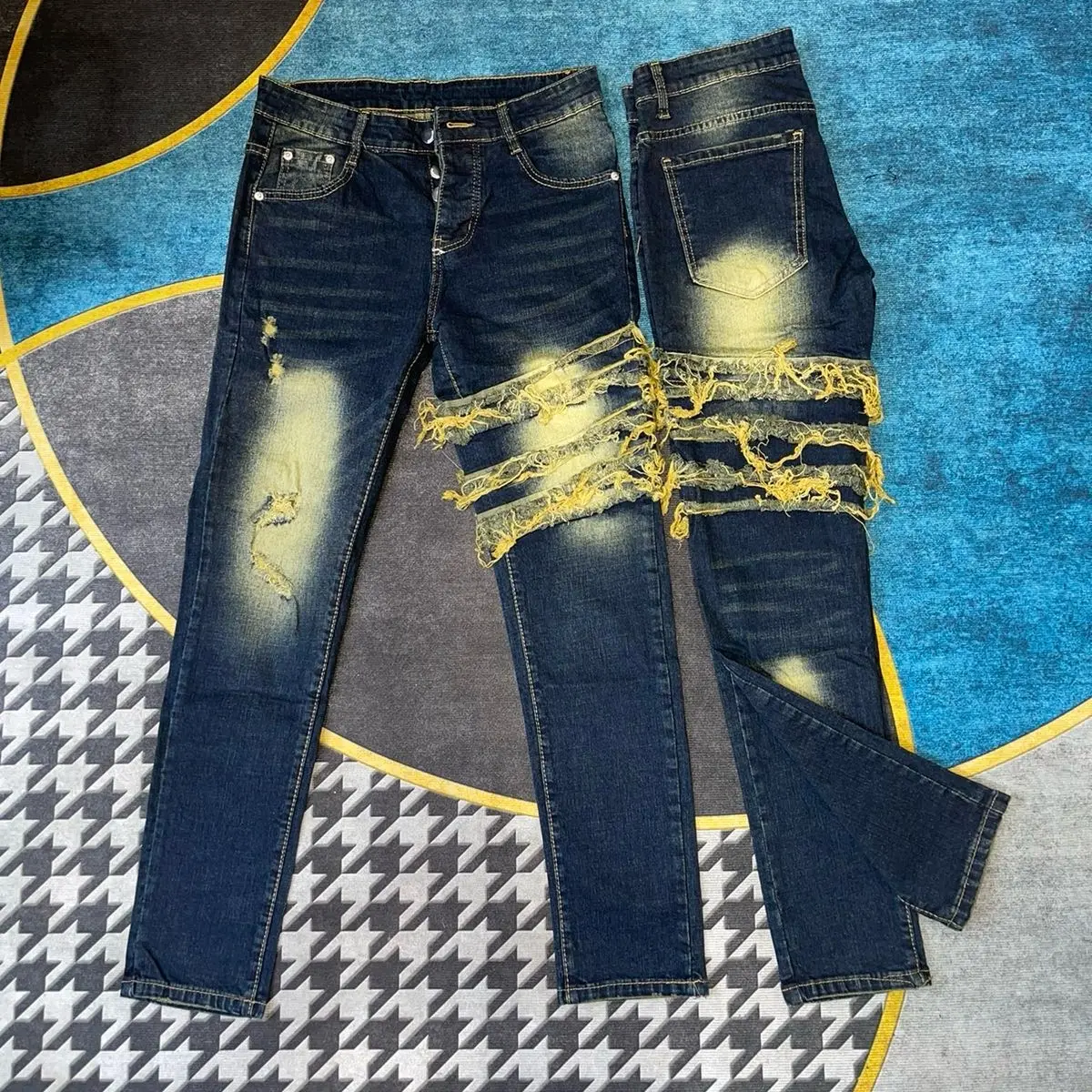 Quần jeans d2 khuyết tật mầu bẩn, rách nhẹ, 4 cúccc hottrend