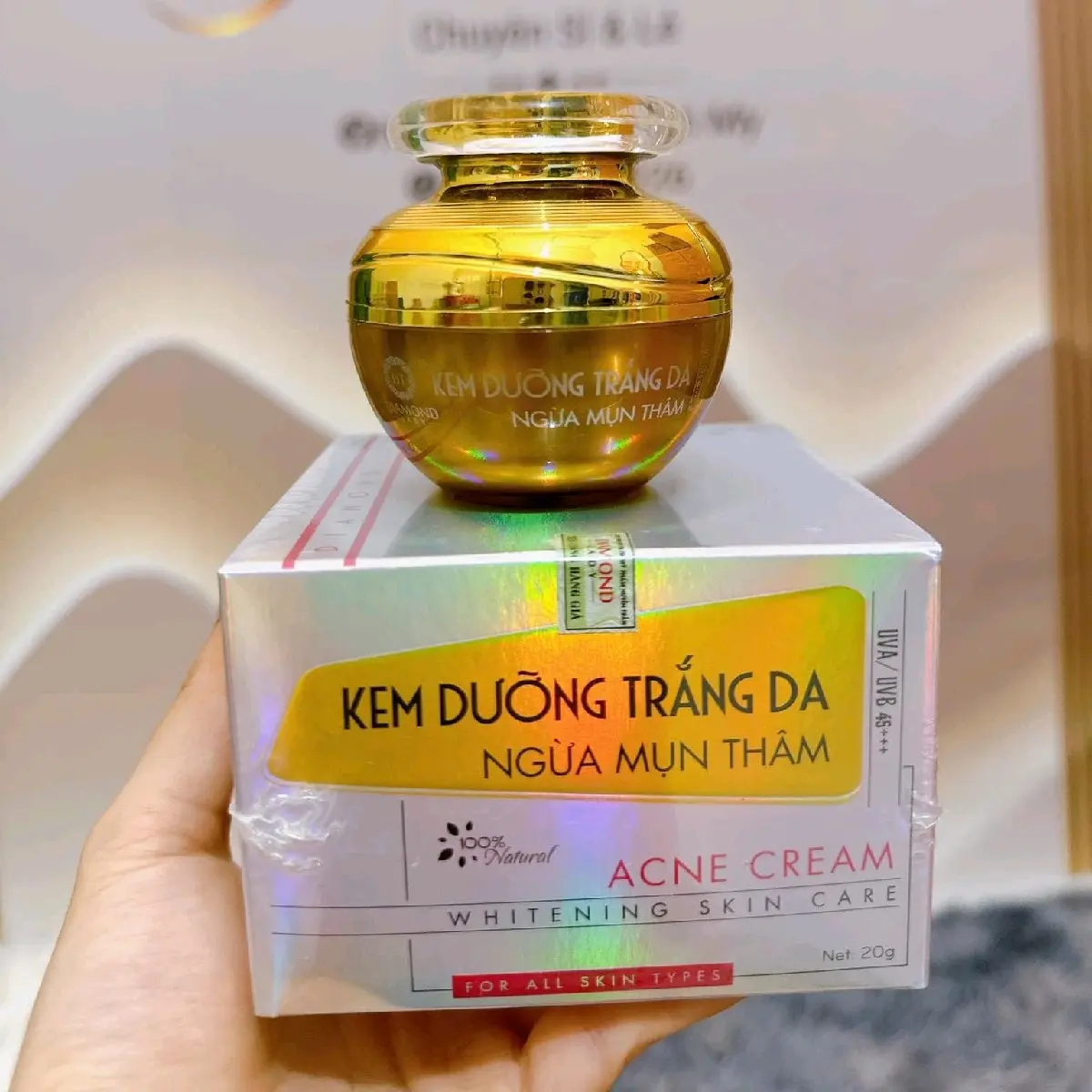 KEM FACE MỤN PHÔ MAI DIAMOND LADY DÀNH CHO DA MỤN