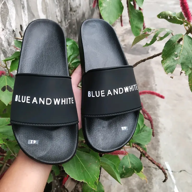 dép quai ngang sản phẩm hót nhất hiện nay có size35đến 43 cho các bạn lựa chọn 4