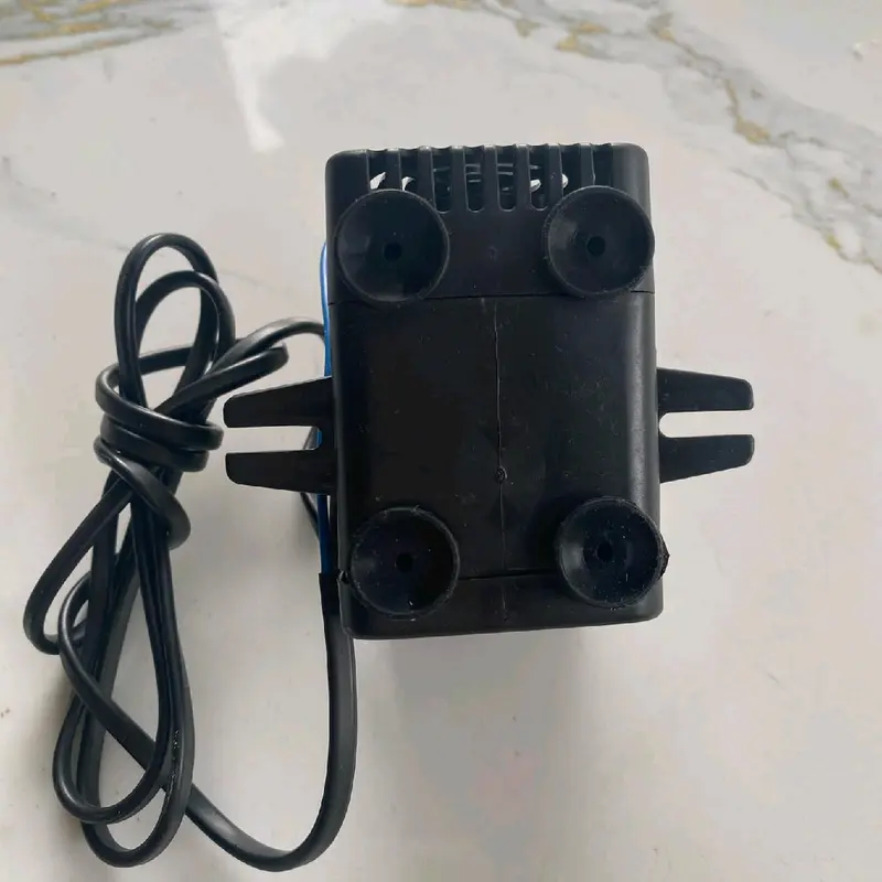 Bơm 8w cho quạt từ 20-30lit bể cá - Tiết kiệm điện năng nắp nước ngầm 20×20x20cm _ nuôicá 1