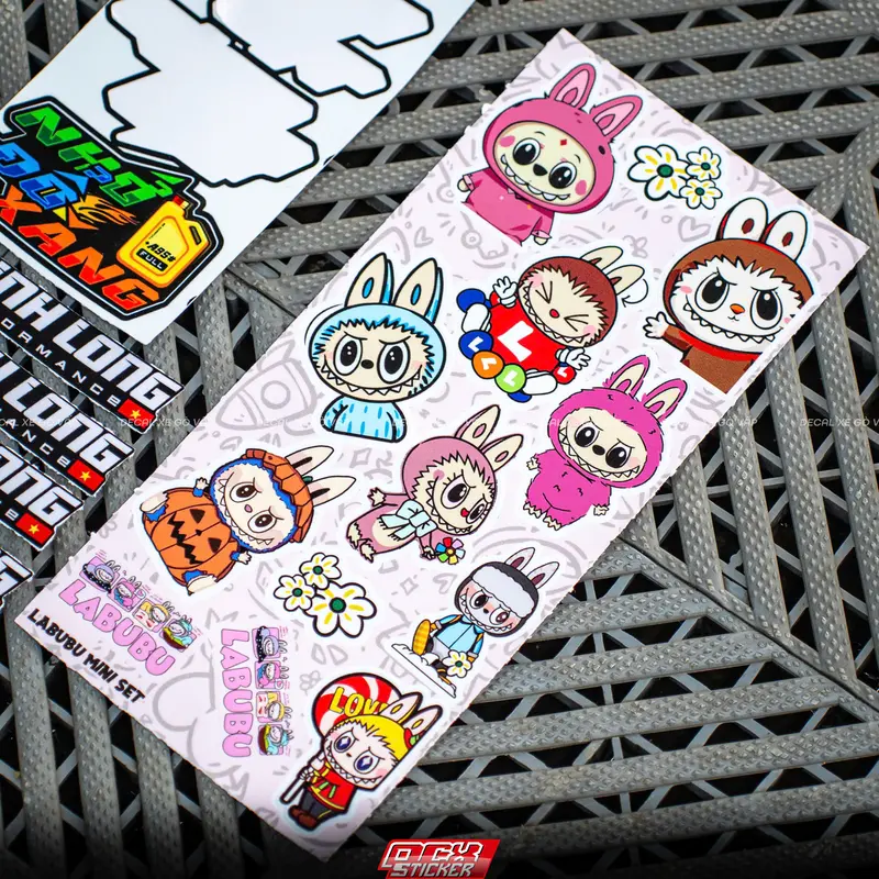 Combo Labubu bao gồm : 04 Tem Tỉnh + 01 Set Sticker Labubu + 3 Tem Chử + 2 Simpson | Không Thấm Nước , Dán Xe , Phụ Kiện , Đa Vị Trí Nhãn Dán 5