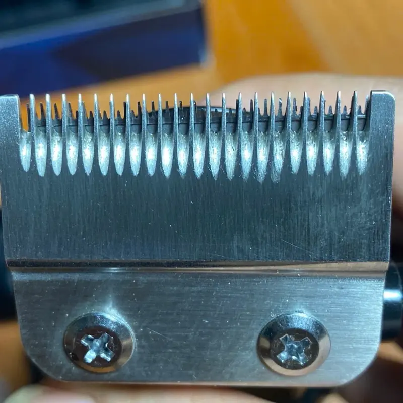 Tông cắt -TB1976.Lưỡi Kép Độ Pin Châu Tuốt Sẻ Lưỡi Thoáng Siêu bén tóc nhé Ae 4