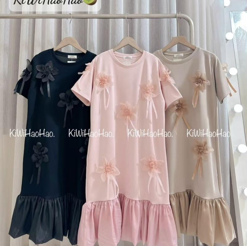 Product Introduction of Váy bầu Kết Hợp Sau Sinh (V102).  Chất umi Lạnh Thêu Hoa Nổi Cao Cấp  - Cổ Tròn Cộc Tay Dáng Babydoll Dài hơn- chân váy xoè -4 màu xinh xinh 12