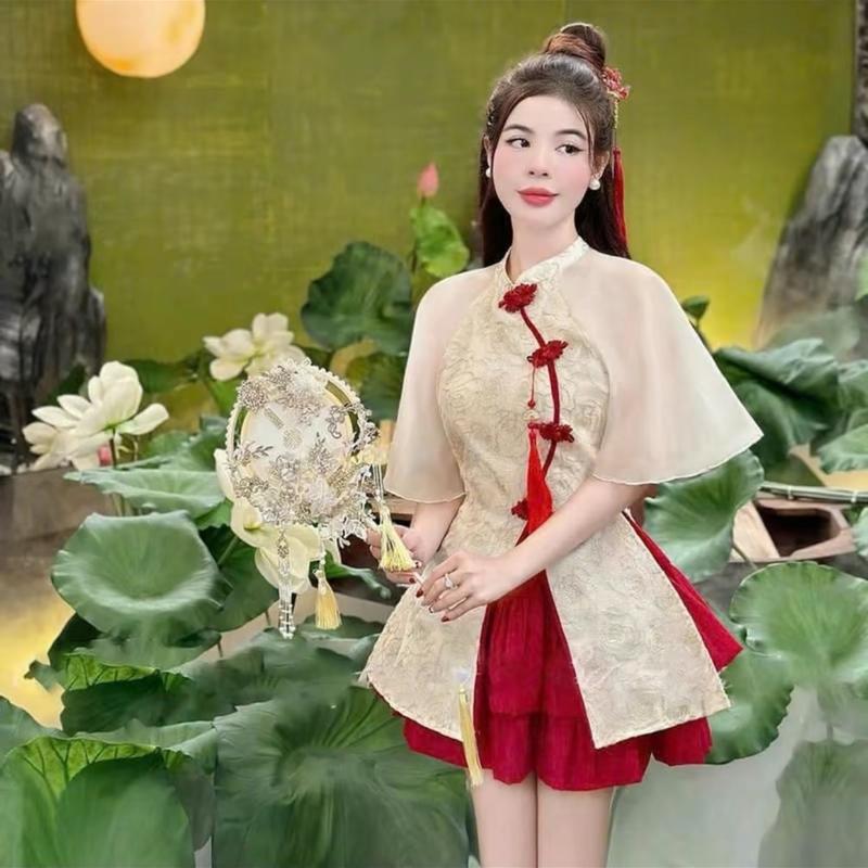  SET ÁO DÀI CÁCH TÂN THÊU HOA MIX CHÂN VÁY BỒNG XOÈ MẶC TẾT  không kèm dây gắn ở cúc áo  