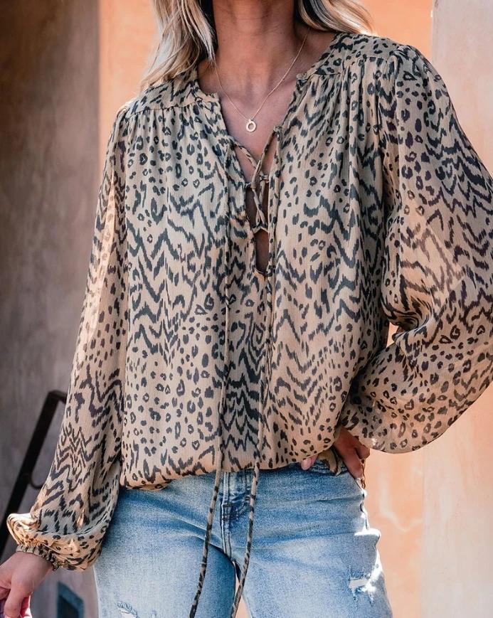 Product Introduction of Women's Blouse Tops Elegant Daily Solid Color V-Neck Rhinestone Decoration Sheer Mesh Splicing Lantern Long Sleeve Shirt Top 6