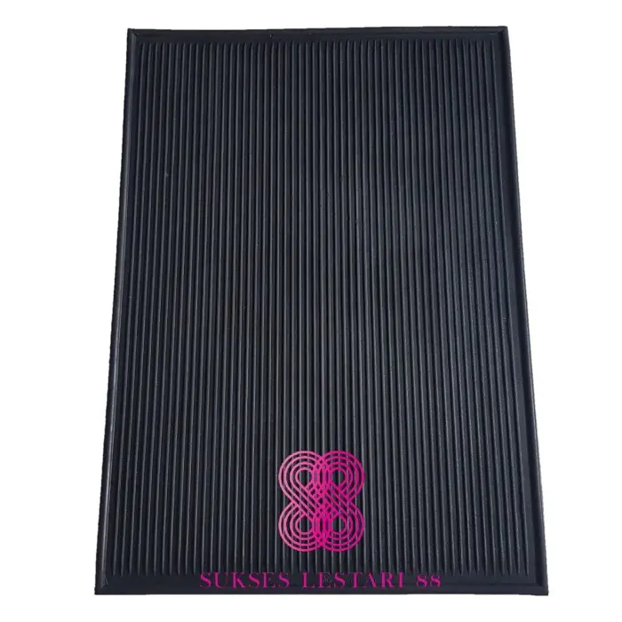 Karpet Mobil Universal Karet Lembaran Alas Mobil