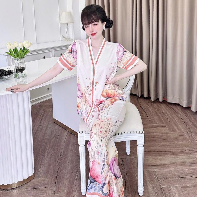 Đồ bộ nữ pijama lụa cao cấp mềm mịn, set đồ ngủ thiết kế họa tiết sang xinh FLORA 3