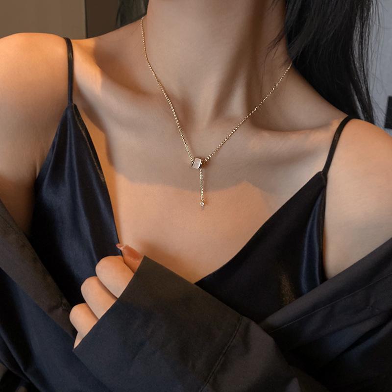 Kalung Wanita Titanium Liontin Elegan CP56 Anti Karat Tidak Luntur Harian Kulit Geometris 8mm 2