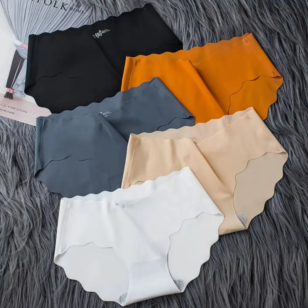 Quần Lót Nữ, Liền Mạch, M-XL, Lụa Lạnh, Thoáng Khí, Thoải Mái, Thích Hợp Cho Thể Thao, Thiết Kế Xếp Ly Quần Lót Cạp Trung Cho Bé Gái, Đồ Lót Nữ