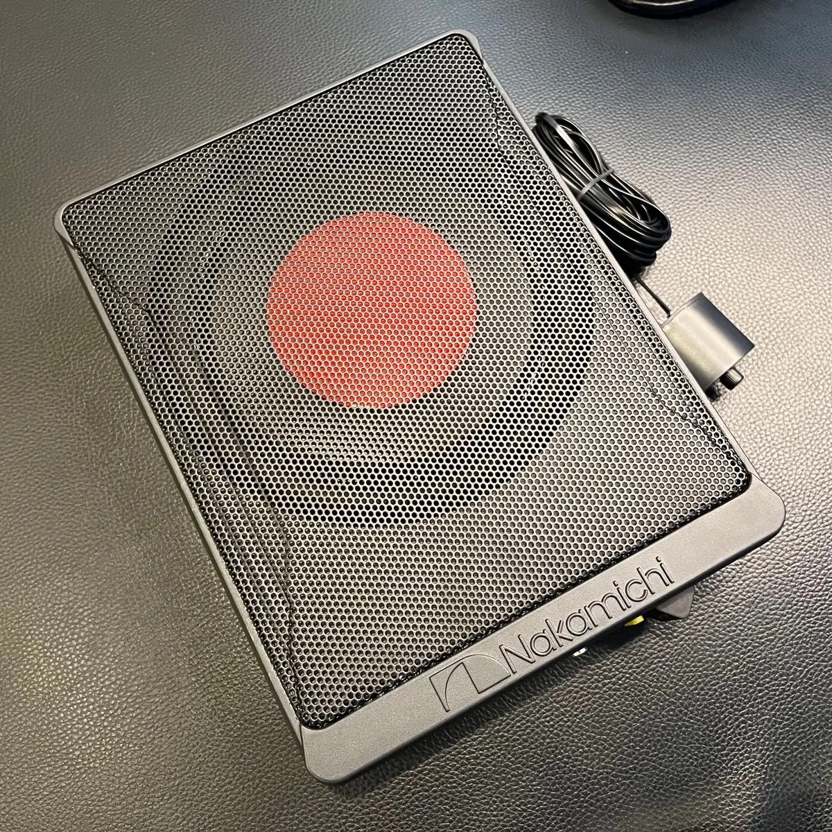 loa trầm ô tô nakamichi 25.5