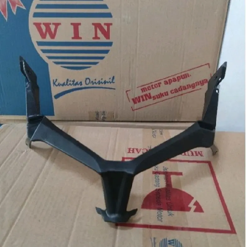 Garnis Dudukan Reflector Lampu Depan Honda New Vario 125 / Vario 150(2018-2021) Merk Win Motorcycle 0
