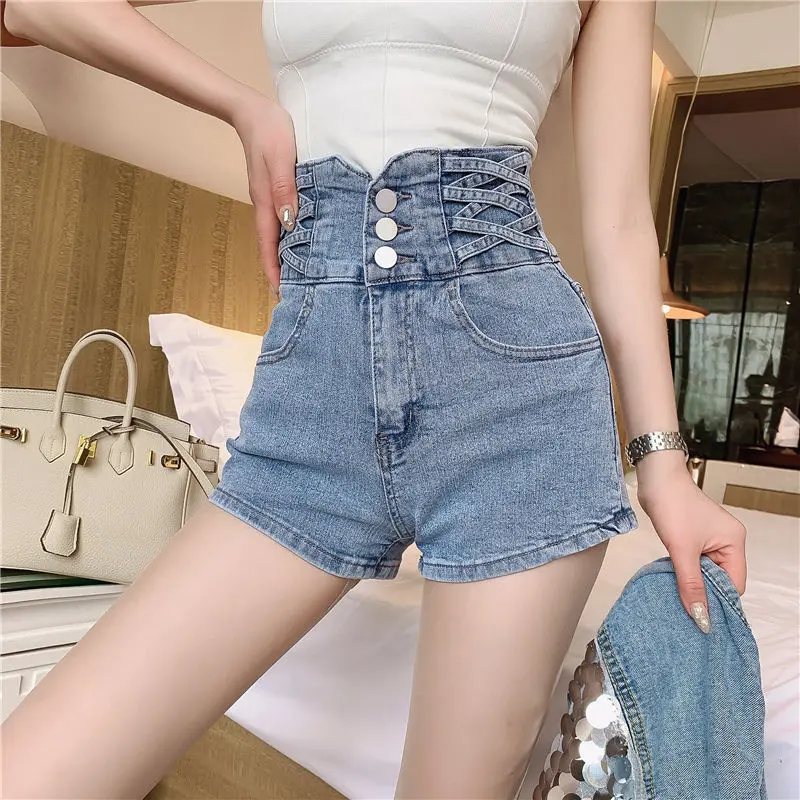 Design Sense Niche Skinny Jeans for Women 2024 Summer New Chic Buckle High Waist Slim A- line Denim Shorts Denim Shorts