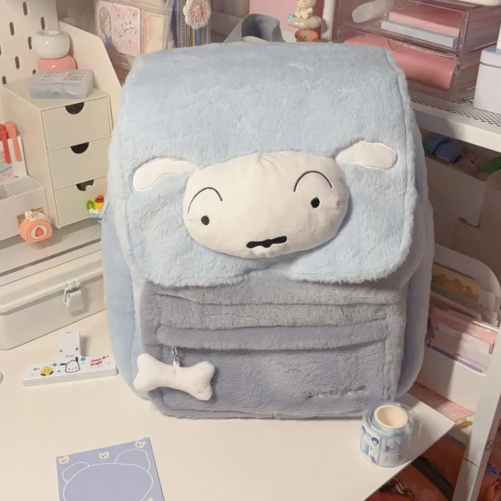 Balo Bút Chì Màu Shin-chan, Thiết Kế Dễ Thương, Dung Tích Lớn, Phong Cách Nhật Bản, Thích Hợp Cho Học Sinh Mềm Mại, Màu Xanh Dương, Ba Lô Hoạt Hình Kawaii, Có Gối, Tuyệt Vời Làm Quà Tặng