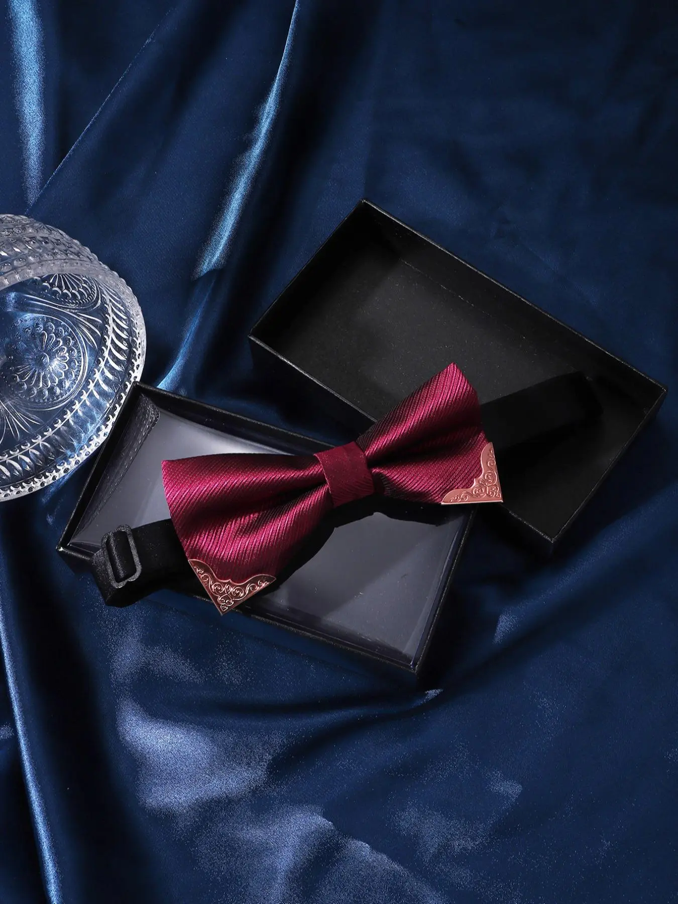 Bow Tie with Metal Trim, Metal Decor Bow Tie For Men
