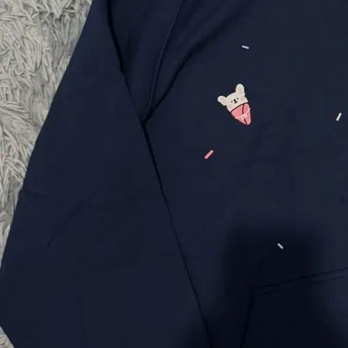 (new) áo hoodie ao tơ ri ty size L