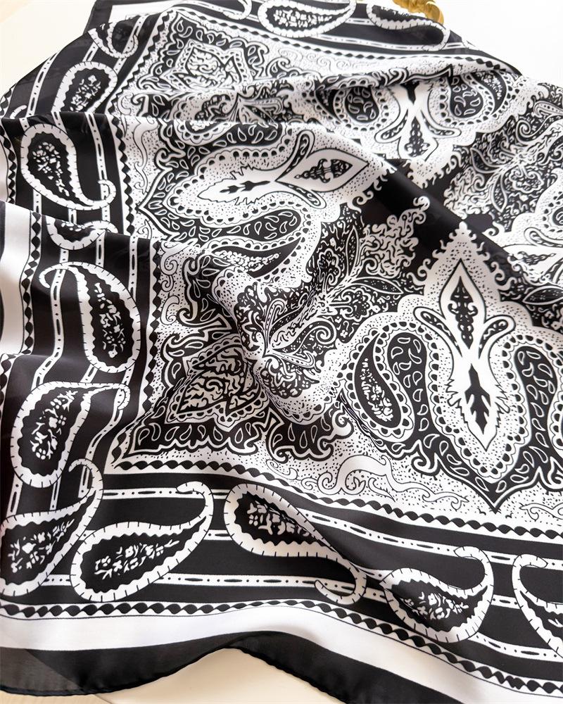 Product Introduction of Khăn Quàng Cổ Vuông Cổ Áo Tóc In Hình, Dành Cho Nữ, Hàng Mới Về, 70CM (27,55inch), Làm Bằng Lụa, Mô Phỏng Lụa, Thích Hợp Cho Tiếp Viên, Khăn Choàng Nữ Công Sở, WJ70FZS-101 10