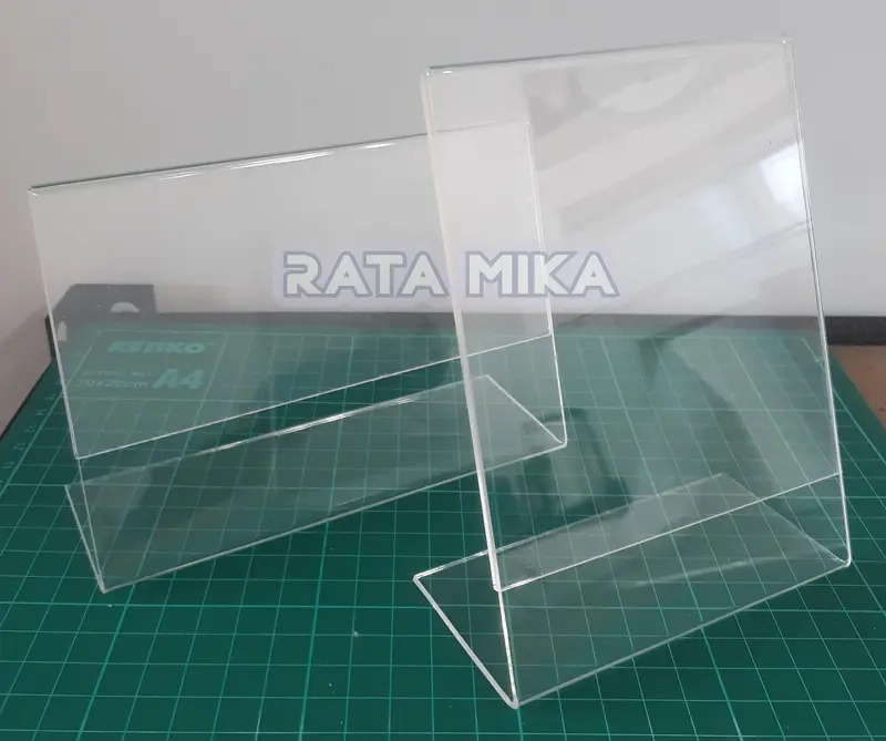 Display Qris / Tempat Menu A6 (14,9x10,5 cm) Acrylic 1