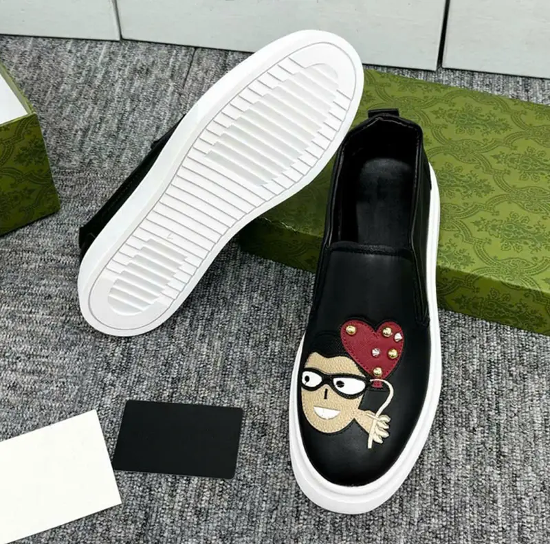 Giày Lười Đê G Thêu Họa Tiết Ngộ Nghĩnh Có Đính Đá Nổi Mạ Vàng - Giày Slipon 4