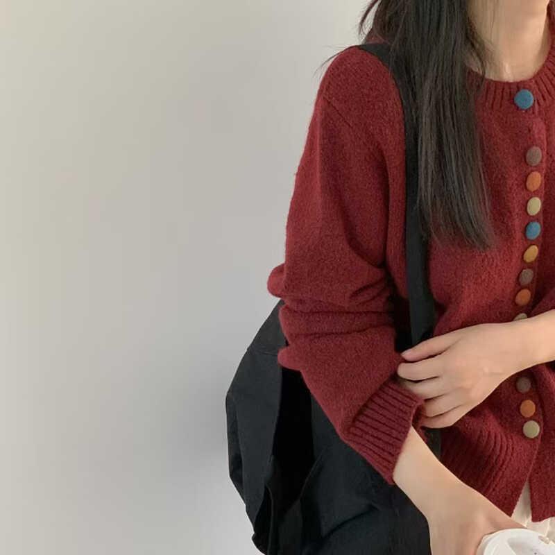 Product Introduction of Áo Len Nữ, Phong Cách Hàn Quốc, Thiết Kế Đơn Giản, Màu Sắc Đơn Giản, Cài Nút, Dài Tay, Áo Cardigan Dệt Kim, Thích Hợp Cho Mùa Thu Và Mùa Đông, SS24 2