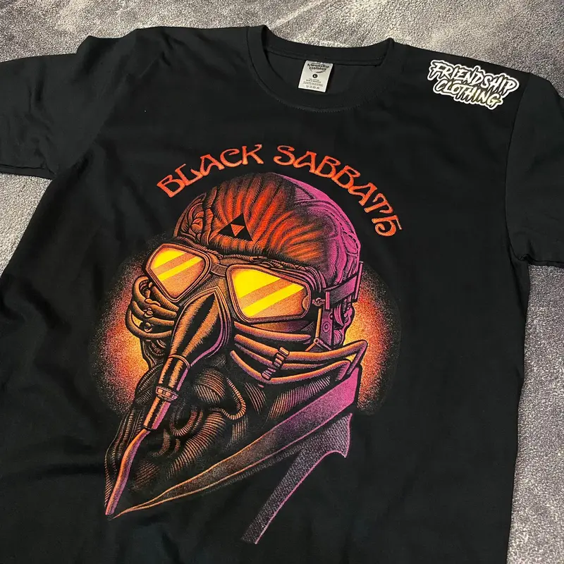 KAOS BAND BLACK SABBATH COTTON COMBED 24s PREMIUM FRIENDSHIP CLOTHING Baju Distro Pria T-Shirt Hitam Dewasa Sablon 1