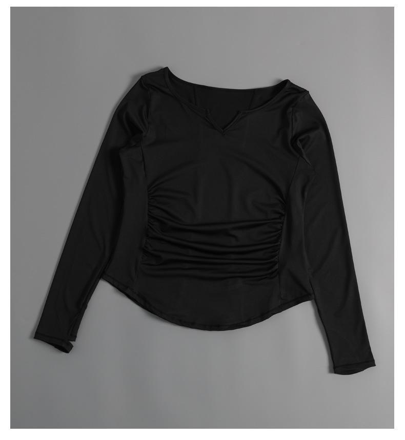 Product Introduction of High-waist Pleated Tennis Skirt + Suitable for Running and Yoga + For Adult Women + Two-in-one Sports Shorts + Features Quick-dry and Anti-exposure + Comfort in Motion 11