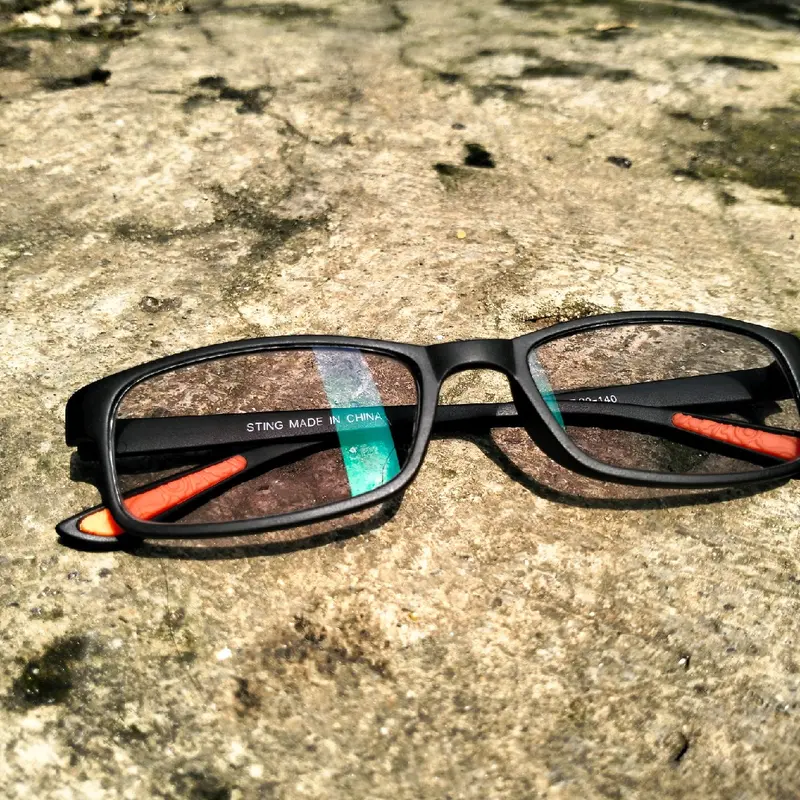 Kacamata Lensa Photochromic {Custom} Normal Minus dan Plus | Kacamata Photochromic Terlaris Laki-laki Perempuan Frame Photocromic Plastik Wanita 5