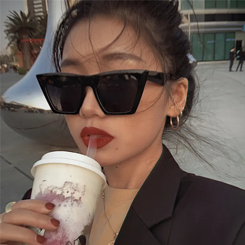 Personalized Cat Eye Sunglasses Men's Fashion Retro Small Square Box Sunglasses Women's Street Shot Sun Glasses